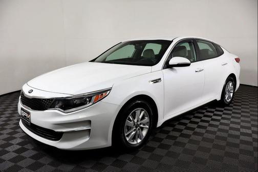 2017 Kia Optima LX