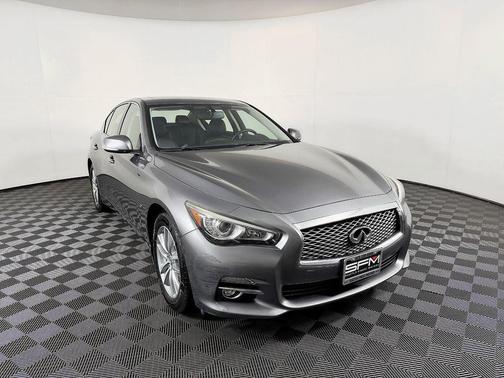 2015 INFINITI Q50 Premium