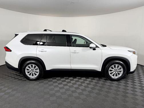 2024 Toyota Grand Highlander Hybrid XLE