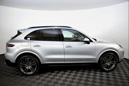 2020 Porsche Cayenne Cayenne