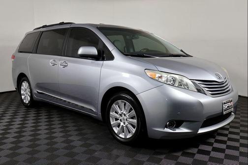 Silver Sky Metallic 2011 Toyota Sienna Limited