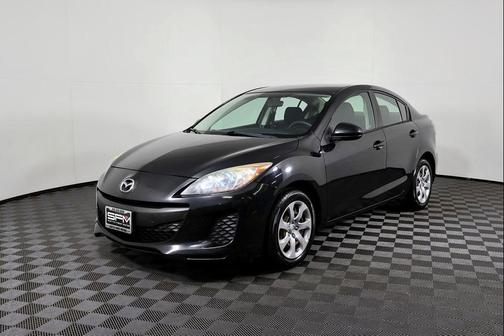 2013 Mazda Mazda3 i Sport