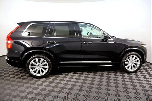 2019 Volvo XC90 Hybrid T8 Inscription