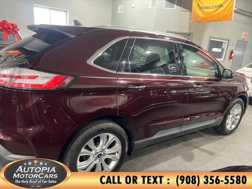 2020 Ford Edge Titanium