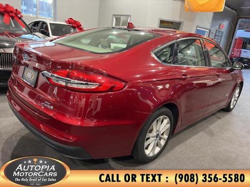 2019 Ford Fusion Hybrid SE