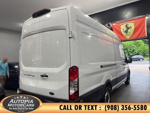 Oxford White 2025 Ford Transit-250 Base