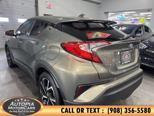 2021 Toyota C-HR XLE