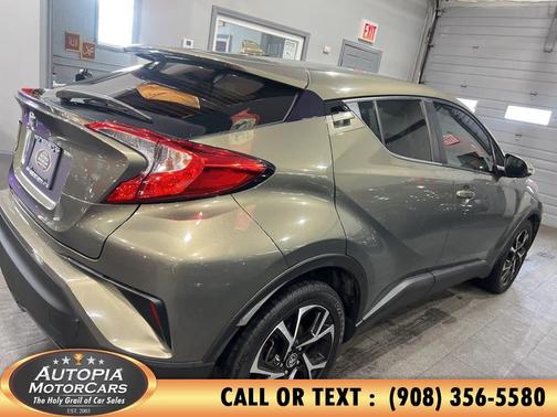 2021 Toyota C-HR XLE