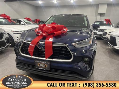 2021 Toyota Highlander Hybrid LE