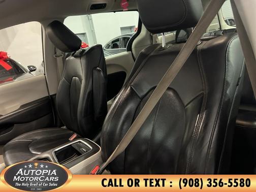 2018 Chrysler Pacifica Touring-L Plus