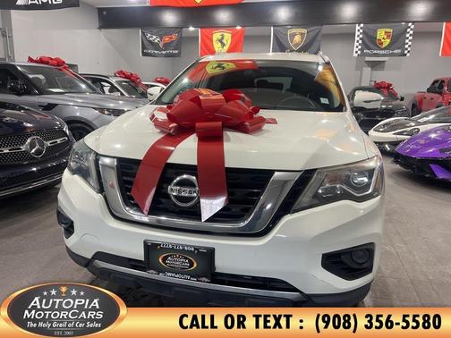 2018 Nissan Pathfinder S