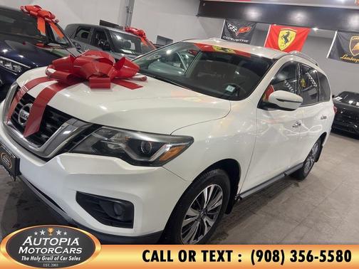 2018 Nissan Pathfinder S