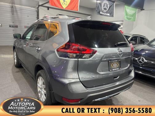 2020 Nissan Rogue SV