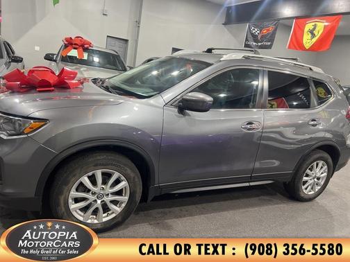 2020 Nissan Rogue SV