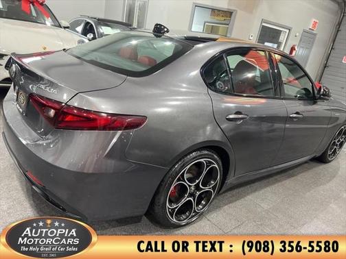 2023 Alfa Romeo Giulia Veloce RWD