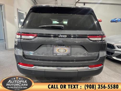 2022 Jeep Grand Cherokee 4xe Base