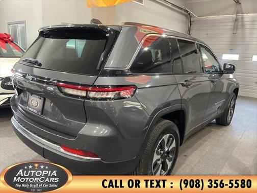 2022 Jeep Grand Cherokee 4xe Base