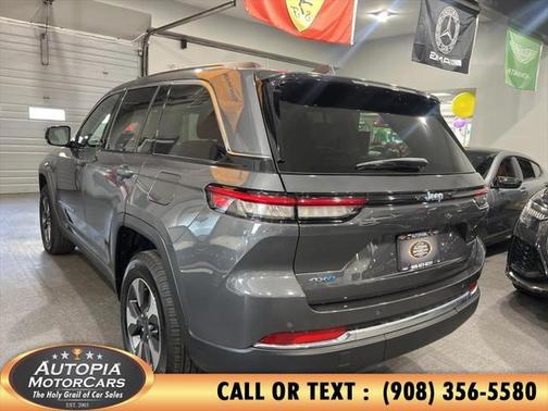 2022 Jeep Grand Cherokee 4xe Base