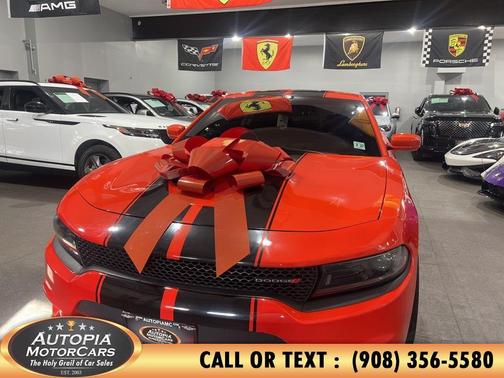 Go Mango 2022 Dodge Charger GT