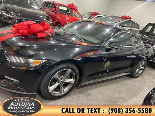2017 Ford Mustang V6