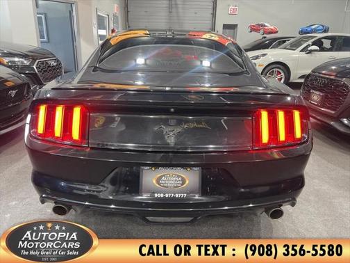 2017 Ford Mustang V6