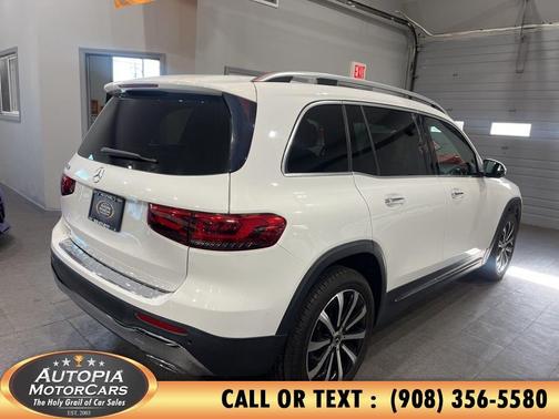 White 2021 Mercedes-Benz GLB 250 Base