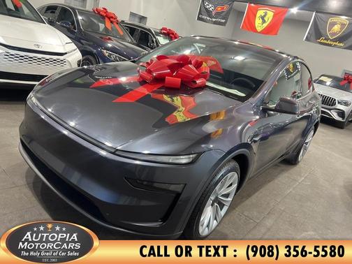 2026 Tesla Model Y Premium Rear-Wheel Drive