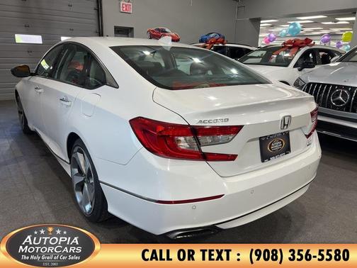 Platinum White Pearl 2019 Honda Accord Touring 2.0T