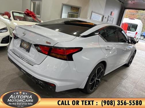 2023 Nissan Altima SR FWD