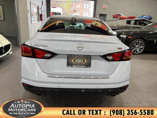 2023 Nissan Altima SR FWD