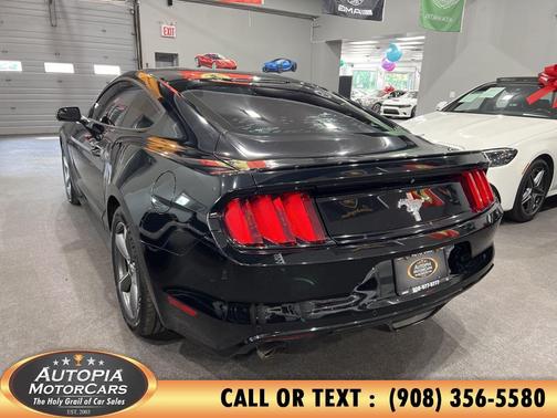 2016 Ford Mustang V6