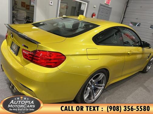 Austin Yellow Metallic 2016 BMW M4 Base