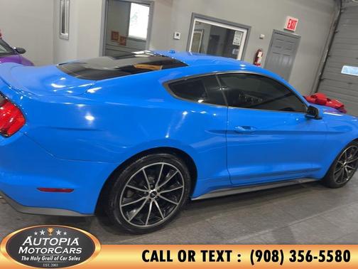 2017 Ford Mustang EcoBoost Premium