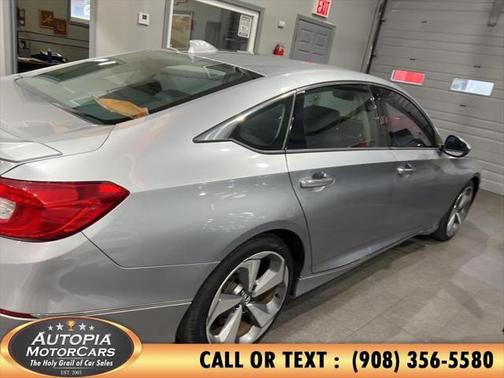 2020 Honda Accord Touring 2.0T