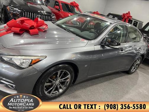 2015 INFINITI Q50 Base