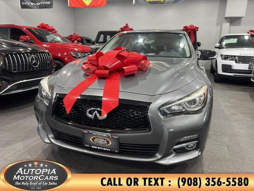 2015 INFINITI Q50 Base