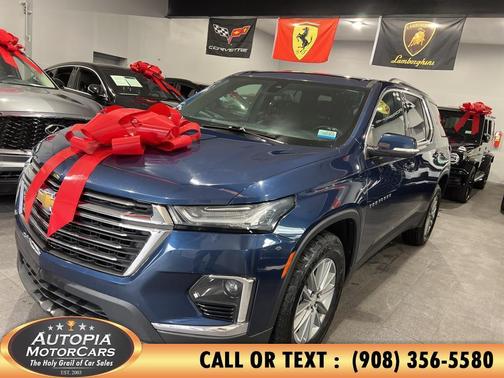 2023 Chevrolet Traverse LT Cloth