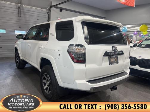 2024 Toyota 4Runner TRD Off Road
