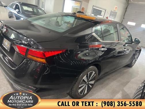 2021 Nissan Altima 2.5 SV