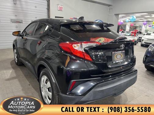 2020 Toyota C-HR LE