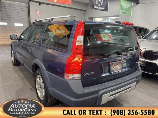 2005 Volvo XC70 2.5L Turbo AWD w/Sunroof