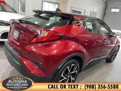 Red 2019 Toyota C-HR XLE