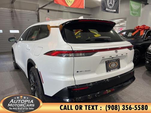 2025 Toyota Crown Signia Limited