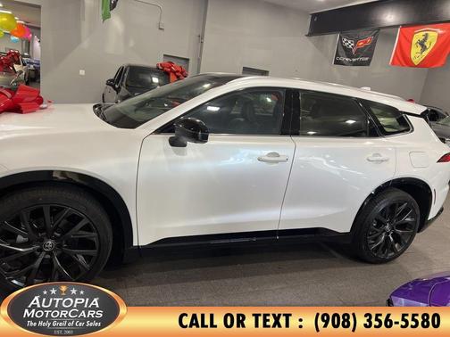 2025 Toyota Crown Signia Limited