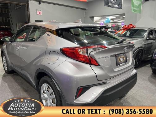 2020 Toyota C-HR LE