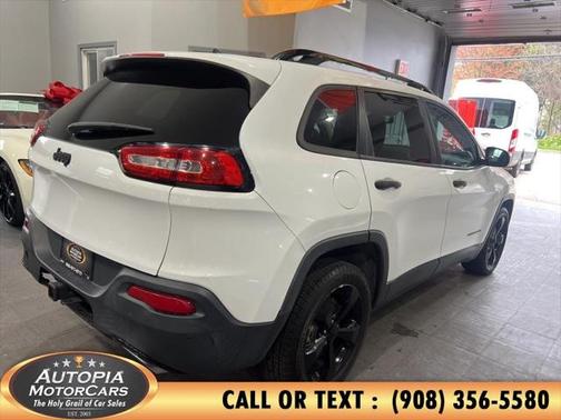 2017 Jeep Cherokee Altitude