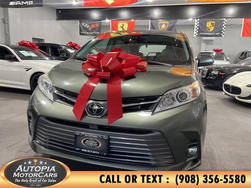 2019 Toyota Sienna XLE