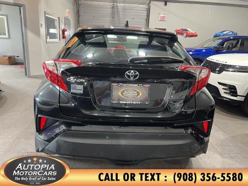 Black Sand Pearl 2019 Toyota C-HR XLE