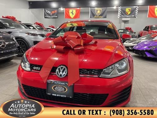 2017 Volkswagen Golf GTI 2.0T S 4-Door