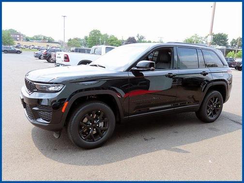 2025 Jeep Grand Cherokee Altitude